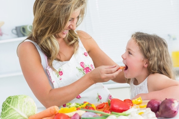 Moms, Berikan Makanan Ini agar Gigi Anak Selalu Sehat