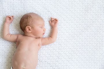 Milia, Bintik Putih pada Wajah Bayi, Bahaya atau Tidak?