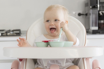 5 Hal yang Perlu Diperhatikan saat Memulai Pemberian MPASI