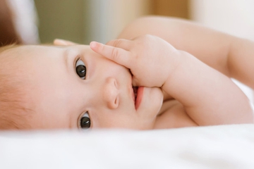 Tips untuk Mencegah Munculnya Kulit Kering pada Bayi