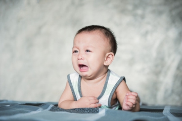 Perkembangan Emosi Bayi di 2 Tahun Awal Kehidupannya