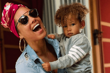 Alicia Keys Ajarkan Anak Peduli Politik Sejak DIni