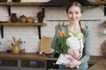 5 Aplikasi yang Bisa Membantu Moms Belanja dari Rumah