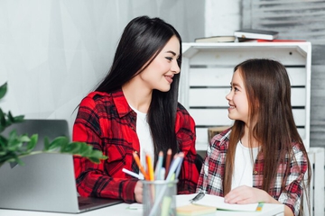 Moms dan Dads, Begini Cara Memberi Kepercayaan pada Anak