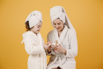 Tips Memilih Skincare Praremaja untuk Perawatan Sejak Awal