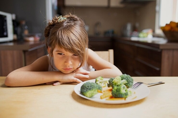 Cara Mengatasi Anak yang Tidak Suka Makan Sayur