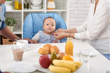 Panduan Memilih Camilan untuk Bayi 6 Bulan