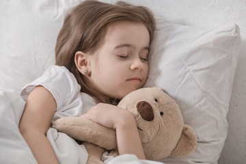 Cara Praktis Melatih Anak untuk Tidur Sendiri