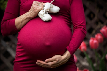 7 Tanda Melahirkan Pembukaan 1 yang Perlu Moms Kenali