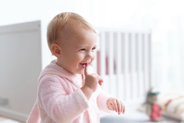 7 Penyebab Pertumbuhan Gigi Bayi Tidak Normal