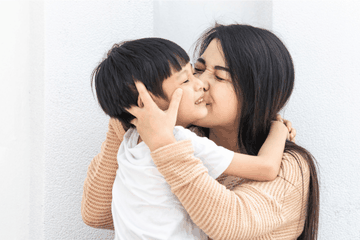 7 Kebiasaan Orang Tua yang Membuat Anak Merasa Aman