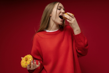 Sering Lapar saat Hamil Muda, Normal Enggak, Sih?