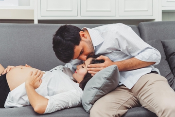 Berhubungan saat Hamil 3 Bulan, Bolehkah Sperma Masuk? Ini Jawabannya