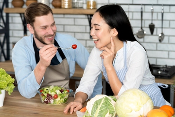 10 Makanan agar Cepat Hamil untuk Pria dan Wanita