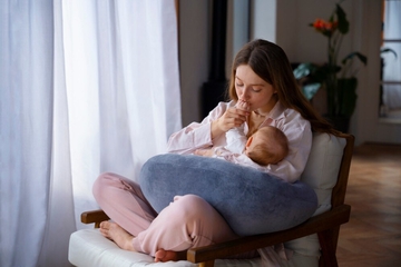 Ini Nutrisi yang Dibutuhkan Ibu Menyusui agar ASI Lancar dan Menyehatkan
