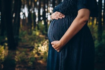 Bisa Membahayakan Janin, Apa yang Harus Dilakukan jika Ibu Hamil Terpeleset?