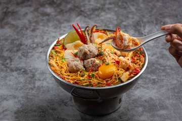 Apakah Ibu Hamil Boleh Makan Seblak? Simak Faktanya di Sini!