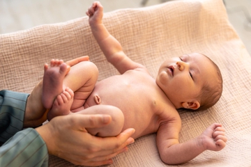 Cara Alami dan Aman agar Anak Bisa Kentut