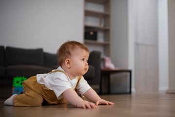 Moms, Ini Ciri-Ciri Bayi 6 Bulan yang Sehat