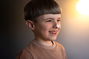 Rekomendasi Sunscreen yang Aman untuk Lindungi Kulit Anak
