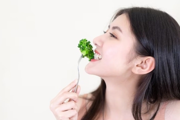 9 Makanan yang Harus Dihindari Setelah Operasi Caesar