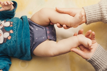 Jenis Popok Kain Terbaik untuk Bayi Baru Lahir