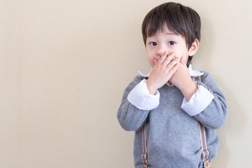 Anak 2 Tahun Belum Bisa Bicara Tapi Mengerti Perintah, Apakah Normal?