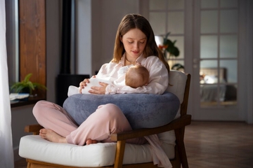 Nutrisi Penting yang Dibutuhkan Ibu Menyusui, Jangan Sampai Kurang Moms!