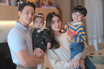 Potret Harmonis Keluarga Billy Davidson dan Patricia Devina
