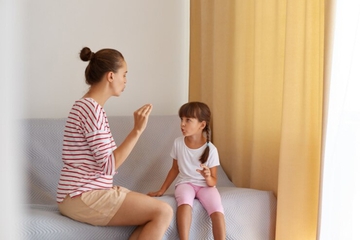 Moms, Ini Penjelasan Kenapa Anak Suka Berbohong