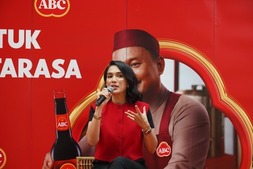 Cara Ussy Sulistiawaty Jadi Ahli Cita Rasa untuk Keluarga di Rumah
