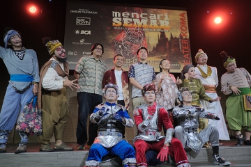 Produksi Teater Koma ke-235 Mencari Semar Hadirkan Cerita Punakawan dengan Narasi Futuristik