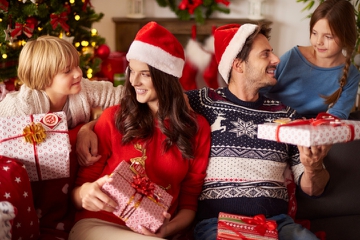 10 Ide Kado Natal Penuh Makna untuk Kehangatan Keluarga