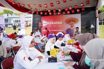 Bukan Sekadar Penolong Persalinan Bidan Juga Berperan Menjaga Kesehatan Keluarga