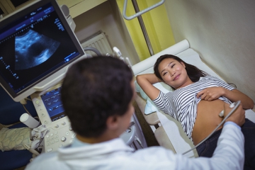 Seperti Apa Bentuk Janin 5 Bulan di USG? Ini Penjelasannya, Moms