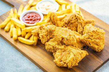 Rekomendasi Fried Chicken Lokal yang Lezat untuk Keluarga