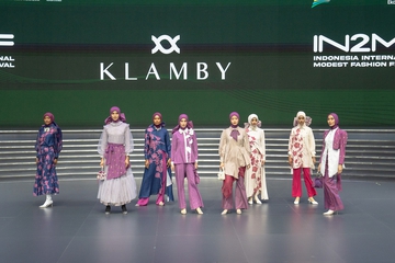Representasi Pesona Alam Indonesia Lewat Wastra Nusantara