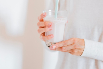 7 Manfaat Susu Plain untuk Kesehatan Tubuh