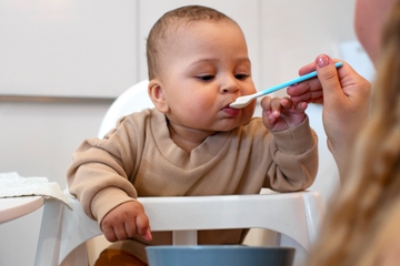 5 Resep Nasi Tim Bayi Sederhana dan Bergizi untuk Dukung Tumbuh Kembang Si Kecil