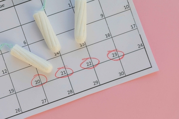 Berapa Lama Telat Haid Dinyatakan Hamil? Ini Penjelasannya, Moms