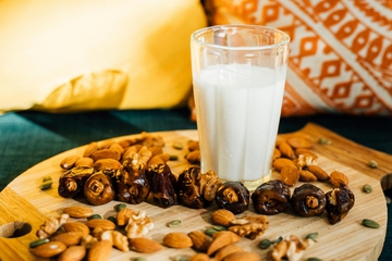 8 Manfaat Susu Kurma untuk Ibu Hamil