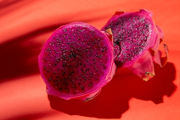 10 Manfaat Buah Naga Merah untuk Kesehatan Tubuh