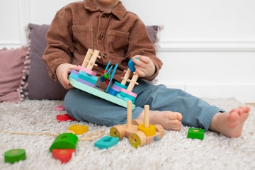 Jangan Asal Beli, Ini Tips Memilih Mainan Edukatif untuk Anak