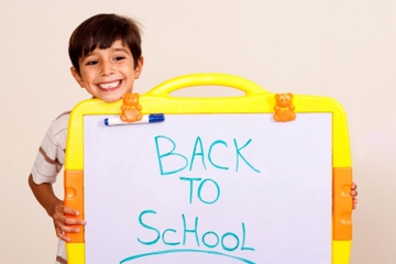 4 Trik Agar Si Kecil Semangat Kembali ke Sekolah