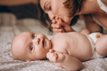 Cara Merawat Kulit Bayi yang Esensial Sejak Baru Lahir