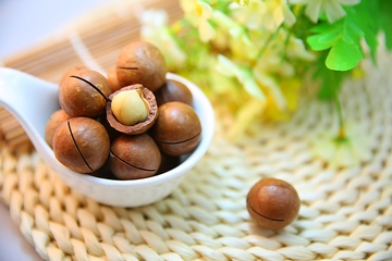 4 Cara Kenalkan Kacang Pada Bayi Berisiko Alergi