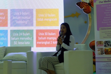 Hindari 5 Kesalahan Ini Agar Anak Tak Lambat Bicara