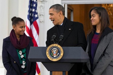 Obama, Kehilangan Sosok Ayah Sejak Kecil