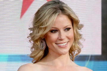 Tiga Jagoan Julie Bowen 