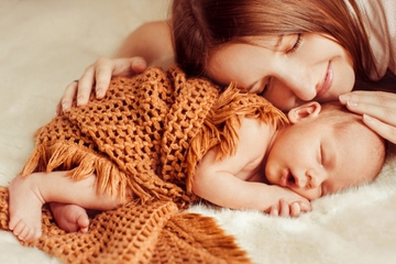 Tips Dokter Anak: Cara Mengatasi Bibir Kering pada Bayi